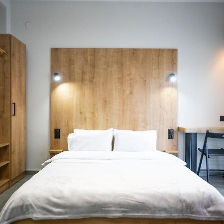 קומוטיני Themis Urban Stay מראה חיצוני תמונה